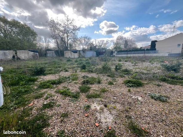 Terrain 767 m² La Laigne