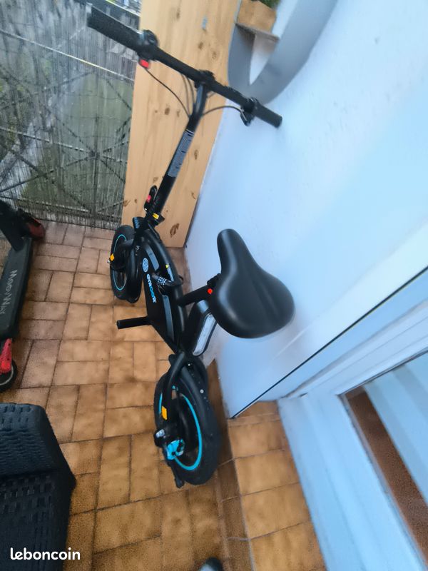 Vend draisienne électrique plus chargeur plus cadenas (image 2)
