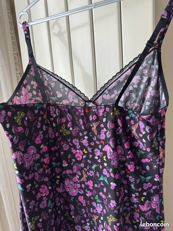 Nuisette courte Billet Doux taille 46/48 Vêtements
