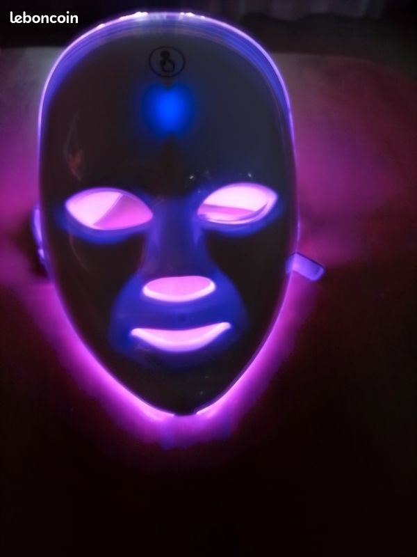 Appareil Anti-Rides Luminothérapie LED 3D MYTEX-SHOP - 7 Couleurs - Peau Tous Types