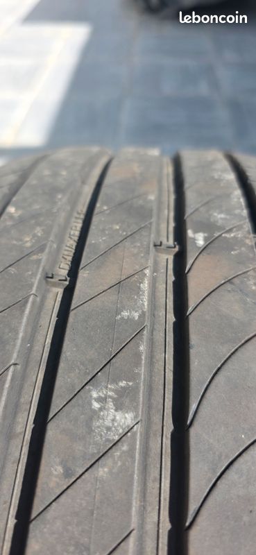 Pneu Kleber Dynaxer UHP - 225/45 R19 96W (État 50%) - été (image 3)