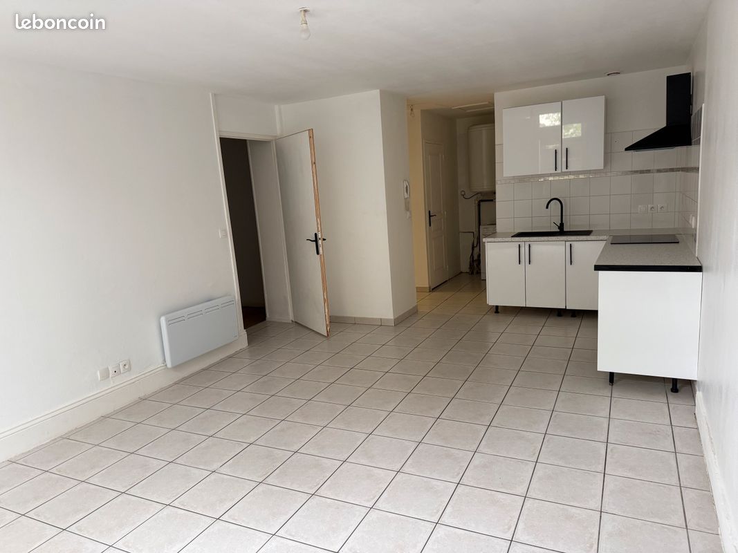 Appartement 2 pièces 60 m² · à Châtellerault · 60 m² · 430 €/mois