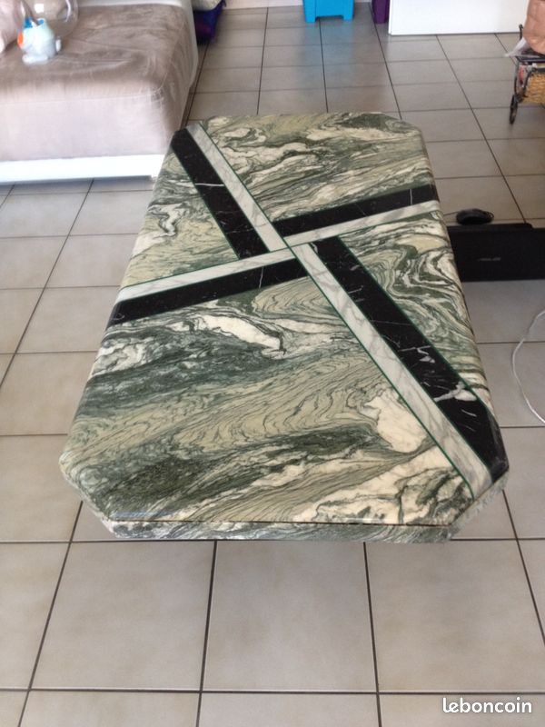 Table basse en marbre d'Italie (image 1)