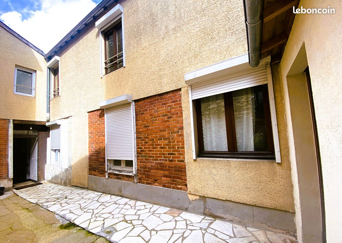 Immeuble 8 pièces 117 m² · à Poitiers · 117 m² · 299 000 €