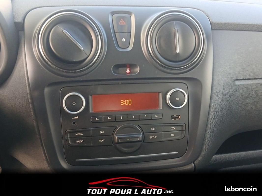 Dacia Lodgy Blue dCi 95 7 places Essentiel (image 21)