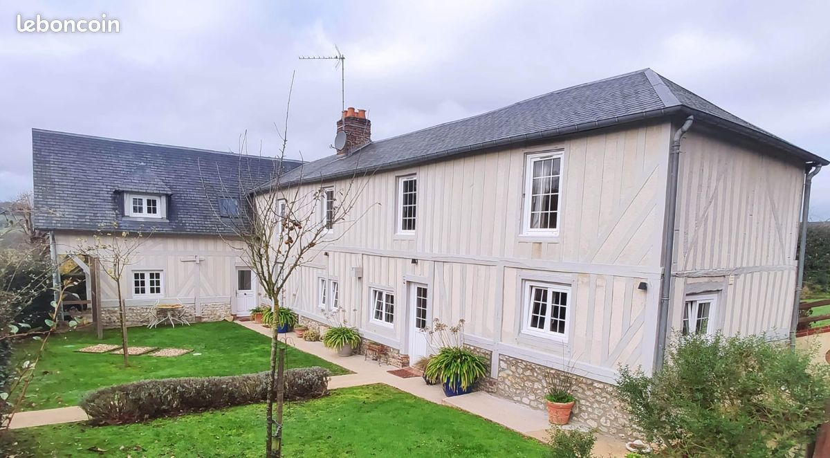 Maison 8 pièces 162 m² · à Pont-l'Évêque · 162 m² · 598 500 €