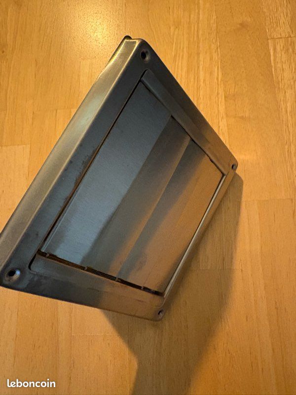 Grille de ventilation inox (image 3)