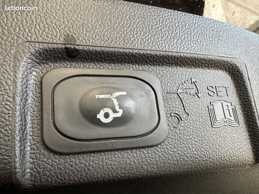 FORD PUMA 1.0 EcoBoost mHEV - 125 - BV PowerShift S&S II 2019 ST Line X PHASE 2 (image 13)