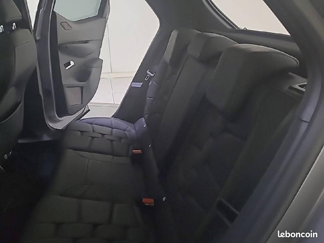 DS 3 Crossback DS3 BlueHDi 130 EAT8 - Grand Chic (image 12)
