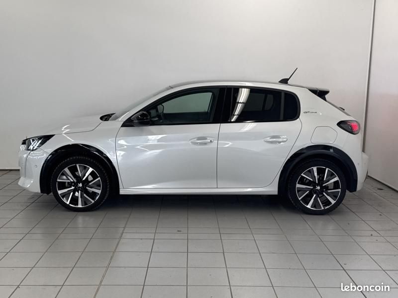 Peugeot 208 1.2 PureTech 100ch S&S GT Line (image 4)