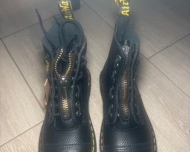 Bottines Dr. Martens Pointure 37 - Cuir Noir, Occasion Très Bon état, Style Enfiler
