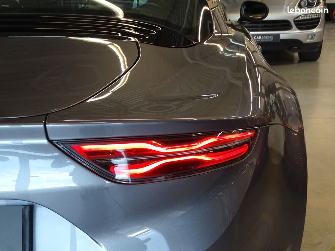 Alpine A110 252 Ch / 2022 PHASE 2 / Carplay / Gros freins / Echappement actif / Sièges confort / ... (image 25)