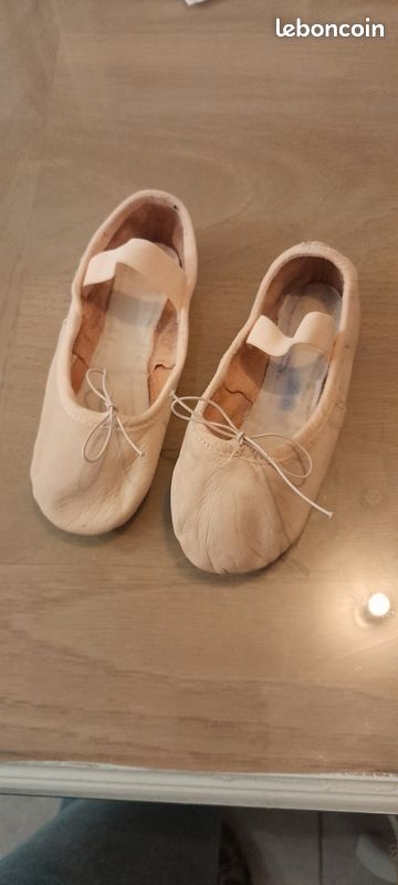 Donne chaussons de danse T29 (image 1)