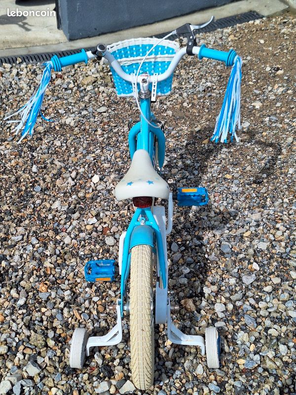 Vélo marque amigo avec roulette et panier
Panier et roulettes (image 4)