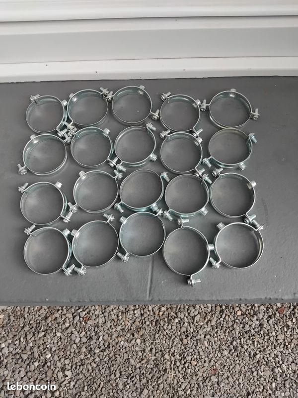 20 colliers simples (image 1)