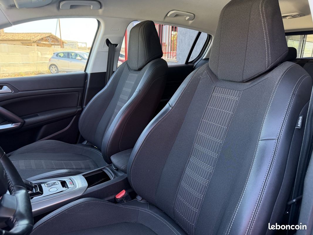 Peugeot 308 1.5 BLUEHDI 130CH S&S ALLURE EAT8 (image 16)