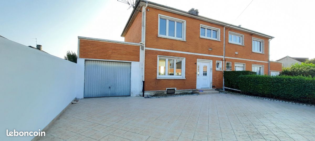 Maison 4 pièces 74 m² · à Cambrai · 74 m² · 785 €