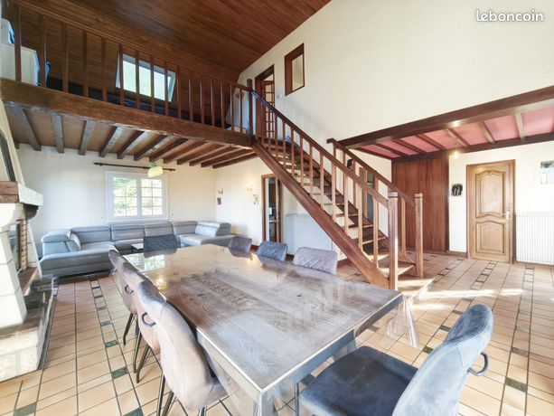 Maison 10 pièces 187 m²