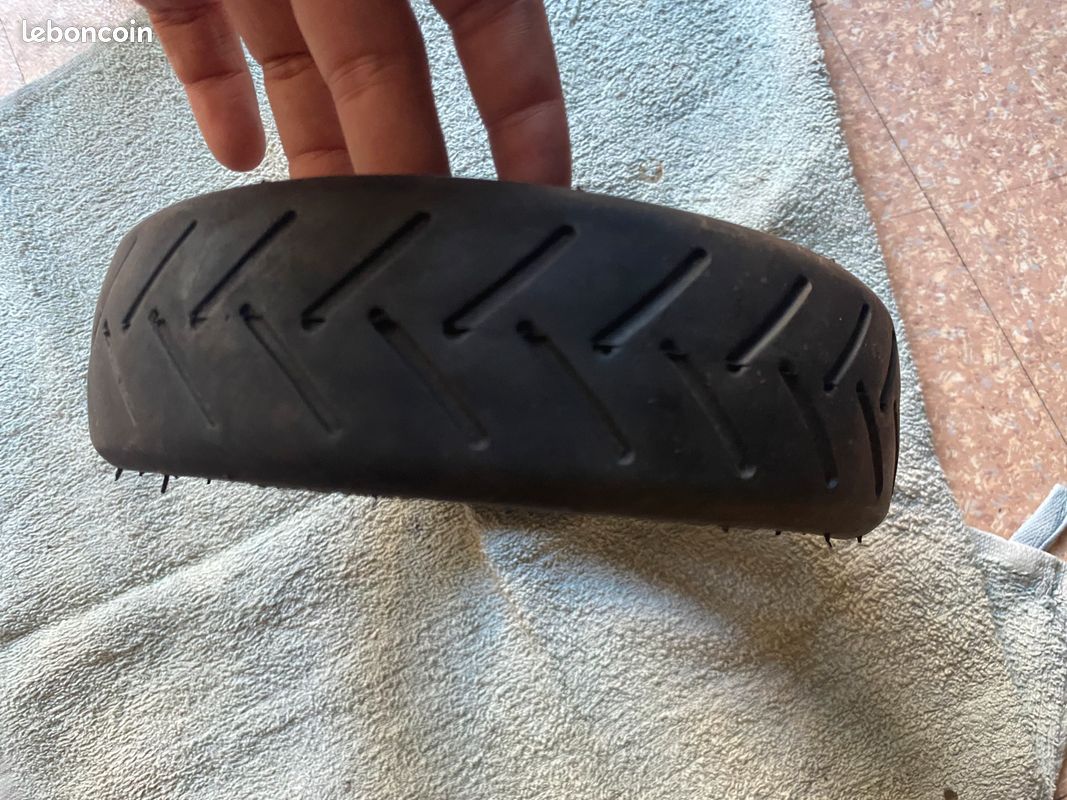 Pneus pour trottinette électrique (image 2)