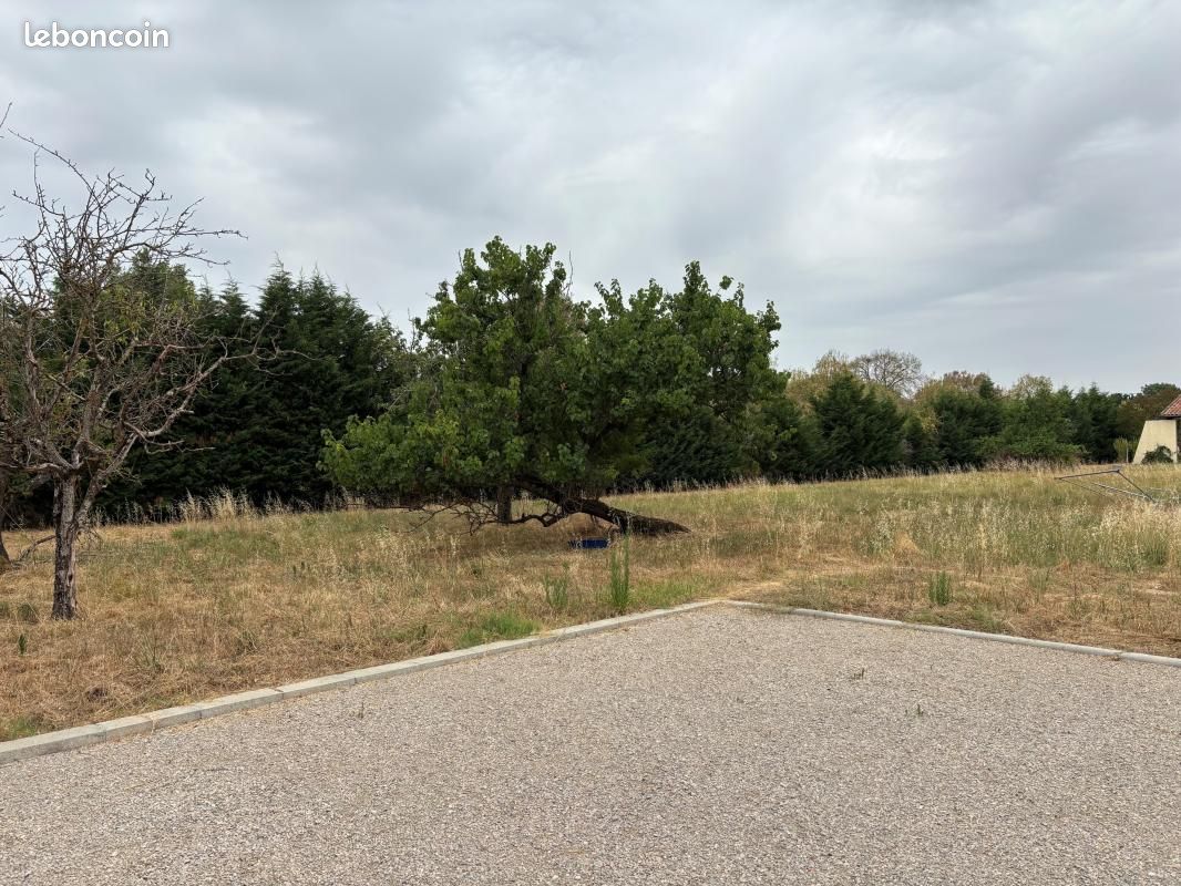 Terrain 1 205 m² Beauzelle · 209 000 €