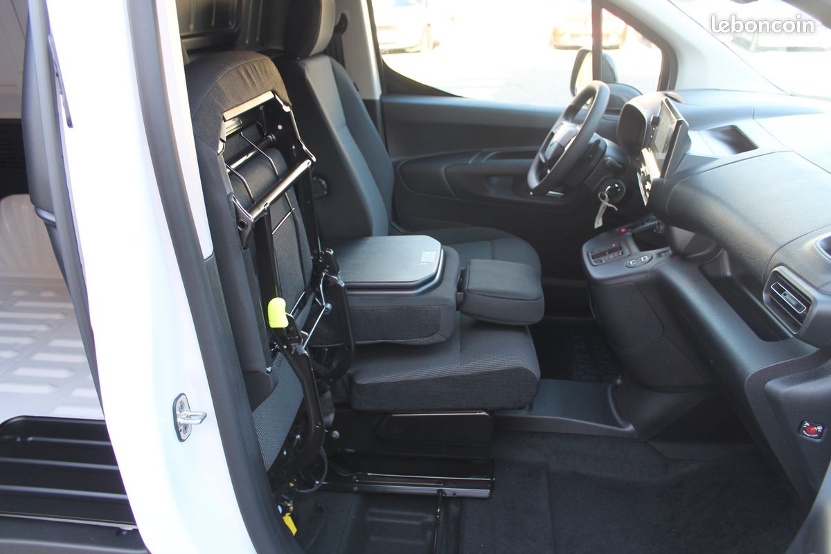 Citroën Berlingo III (2) Van Taille M 650KG Blue-HDI 130 S&S EAT8 , Caméra de recul, Android auto, Cabine extenso 5 Kilomètres 19 150 Hors taxes (image 6)