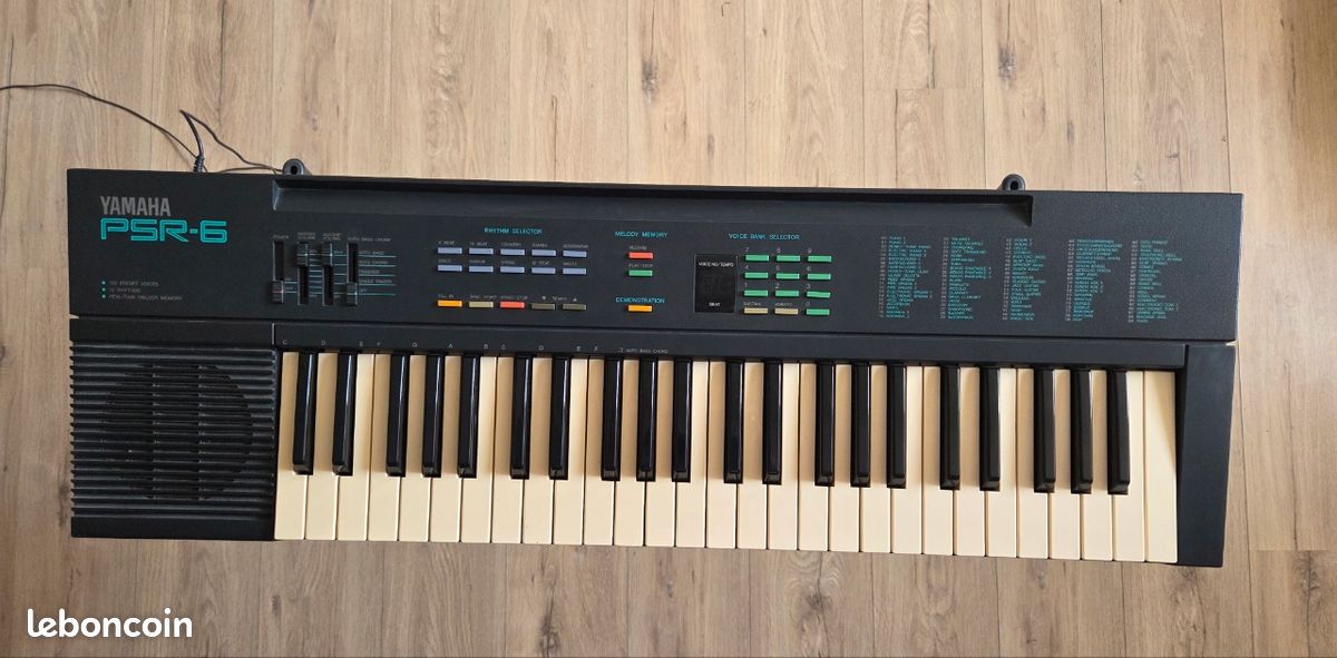 Synthétiseur Yamaha PSR-6 (image 5)