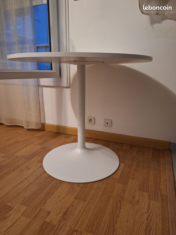 Table à manger - modèle Calista miliboo (image 6)
