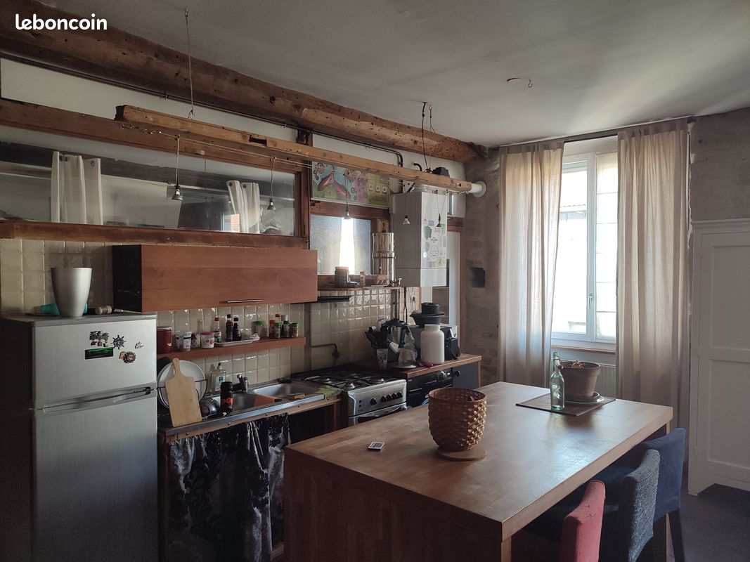 Appartement 2 pièces 65 m² · à Saint-Étienne · 65 m² · 565 €