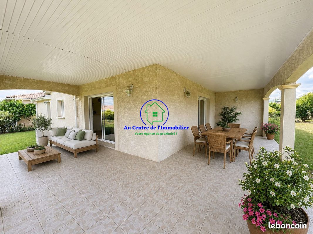 Maison 7 pièces 131 m² · à Roquefort · 131 m² · 257 000 €