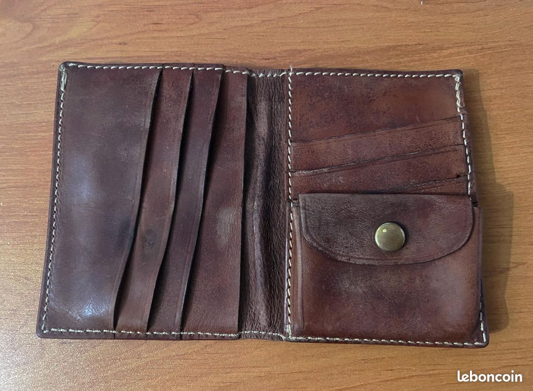 Porte feuille d'artisan maroquinier Accessoires Bagagerie