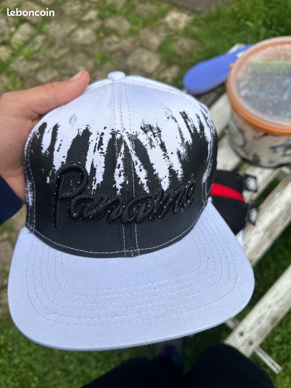Casquettes neuves (image 5)