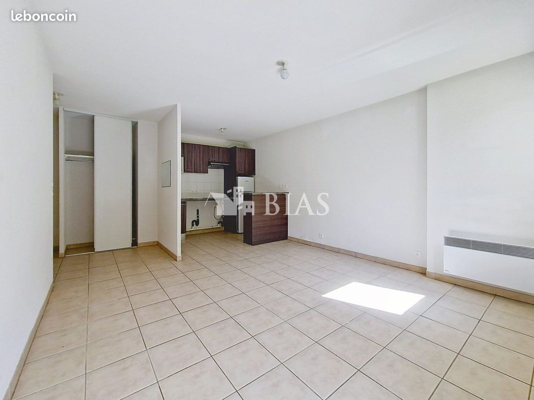 Appartement 3 pièces 53 m² · à La Rivière-Saint-Sauveur · 53 m² · 125 000 €