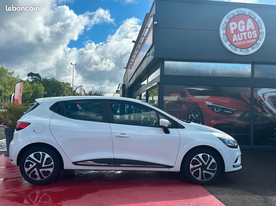 Renault Clio 0.9 L TCe 90 CH "Business" (image 9)