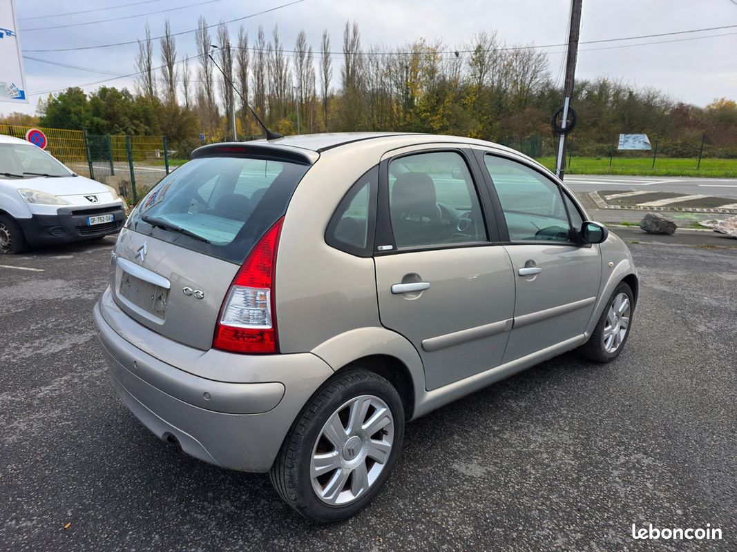 Citroën C3 1.6 EXCLUSIVE 108CV BOITE AUTO (image 23)