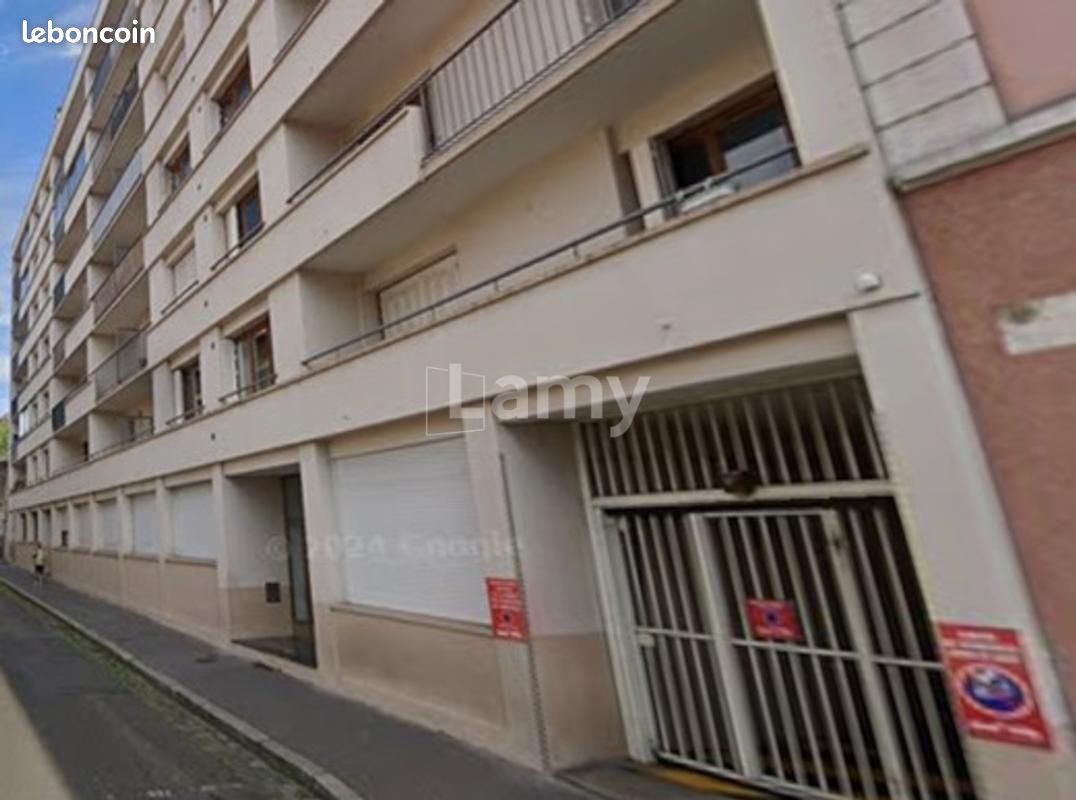 Parking 10 m² · à Lyon · 10 m² · 60 €/mois