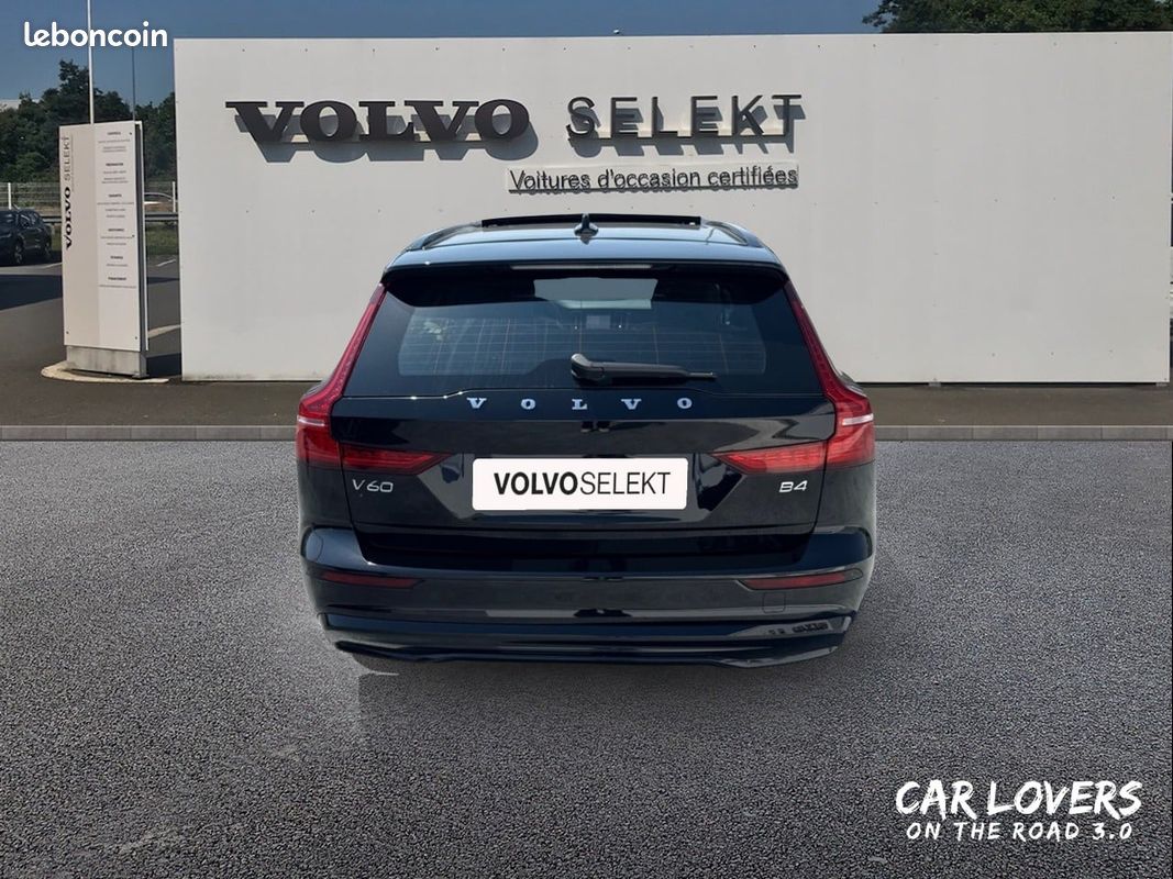 VOLVO V60 Micro hybride essence B4 197 ch DCT7 Ultra Style Dark (image 4)