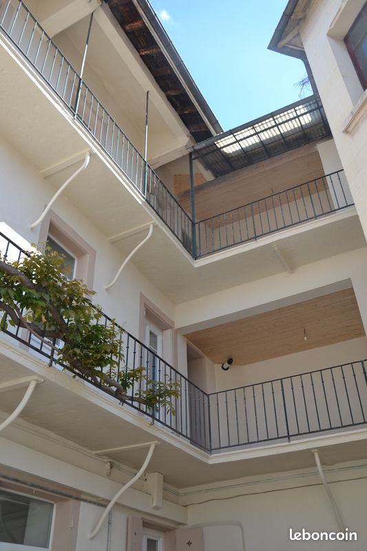 Appartement 4 pièces 120 m² · à Roanne · 120 m² · 830 €/mois
