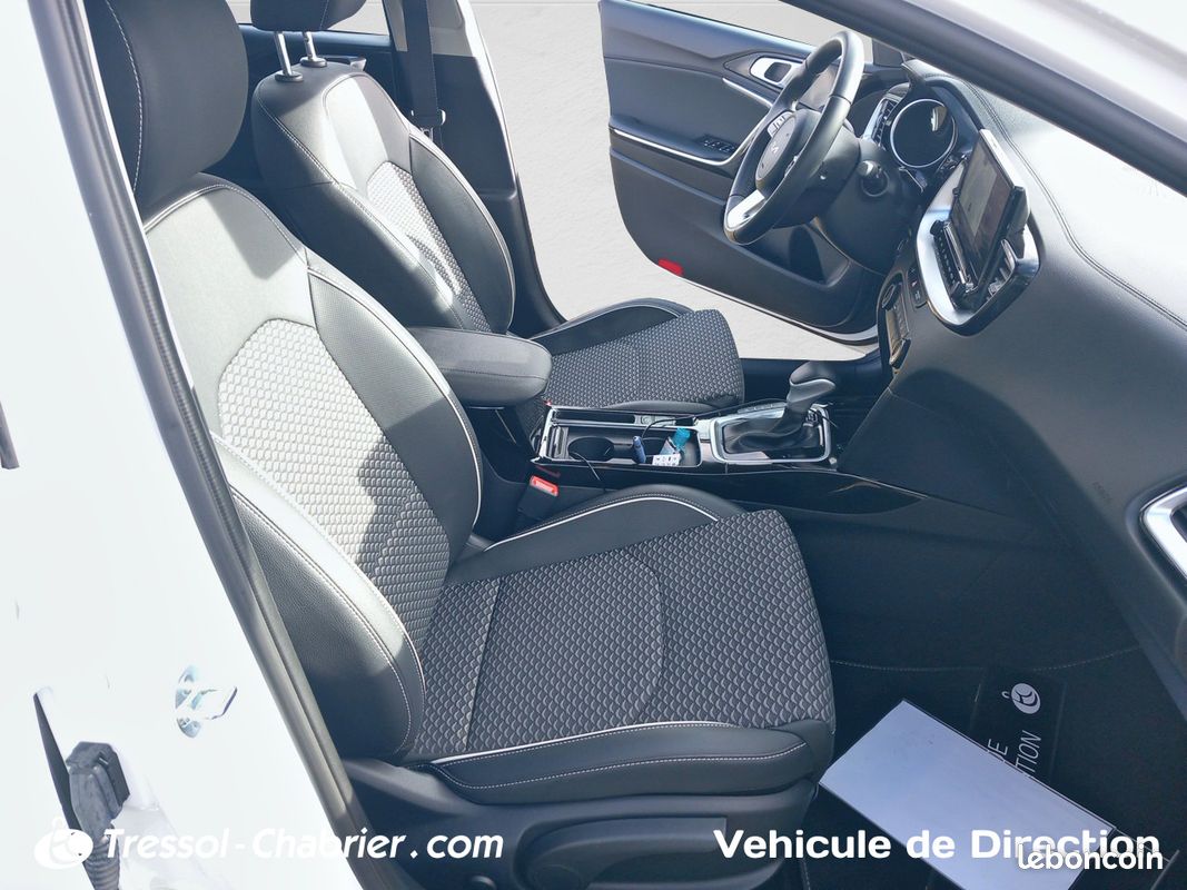 KIA XCeed 1.6 GDi PHEV 141ch DCT6 Active (image 17)