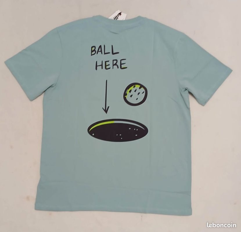 Lacoste T shirt size XL (image 2)