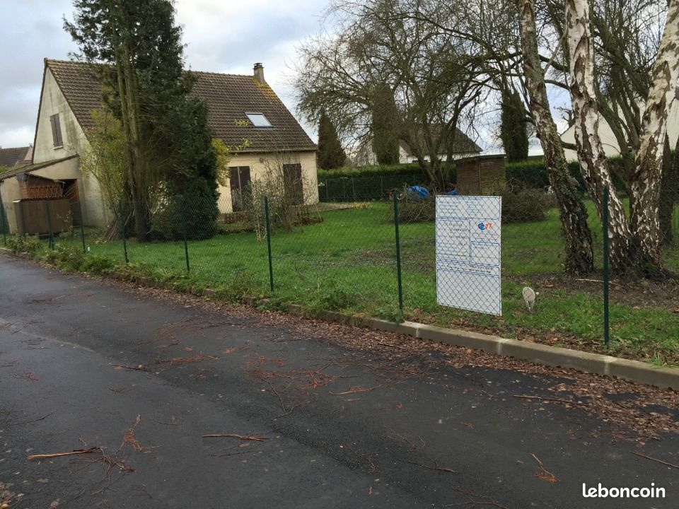 Terrain 712 m² Saint Thibault Des Vignes · à Saint-Thibault-des-Vignes · 314 000 €