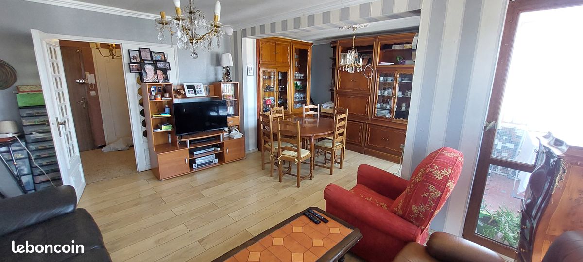 Appartement 4 pièces 84 m² · à Villars · 84 m² · 90 000 €