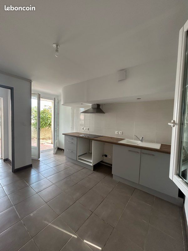 Appartement 4 pièces 68 m² · à Caussade · 68 m² · 740 €