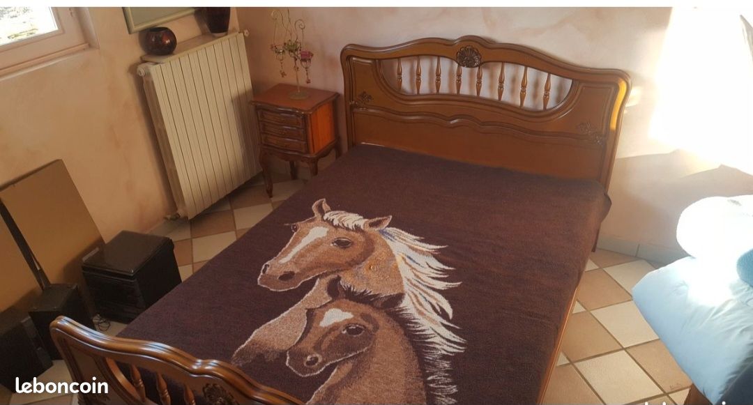 Lit en merisier massif + Matelas + Sommier (image 2)