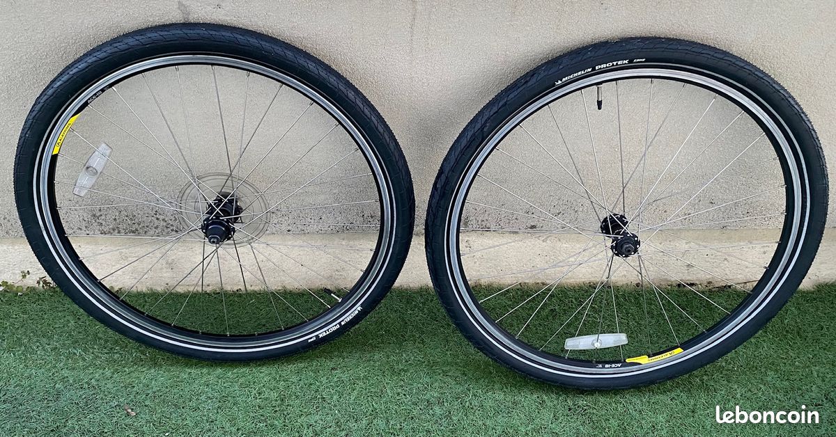 Paire De Roues Vélo VTT Sta-Tru 26 Pouces Argent 7v (135/100) Vendu En L'état