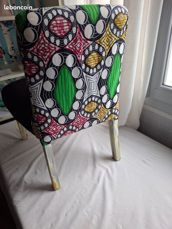 Chaise basse noire et wax n0 2 (image 5)