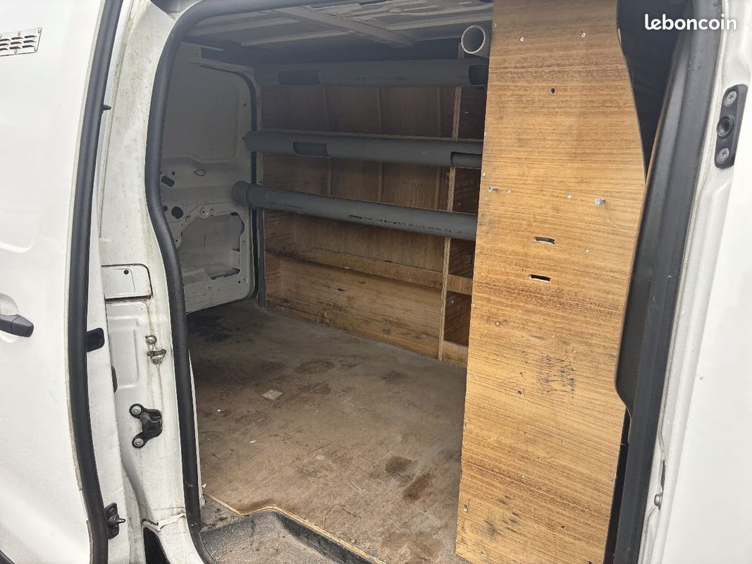 Citroen jumpy fgn m bluehdi 100 s&s bvm6 club (image 29)
