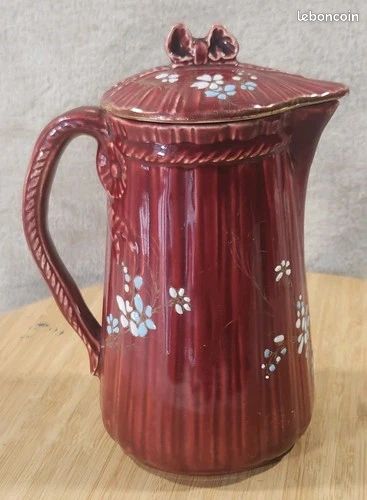 Ancien Rare Cafetière Rouge A Couvercle Barbotine Fleurs Émaillée KG LUNÉVILLE (image 1)