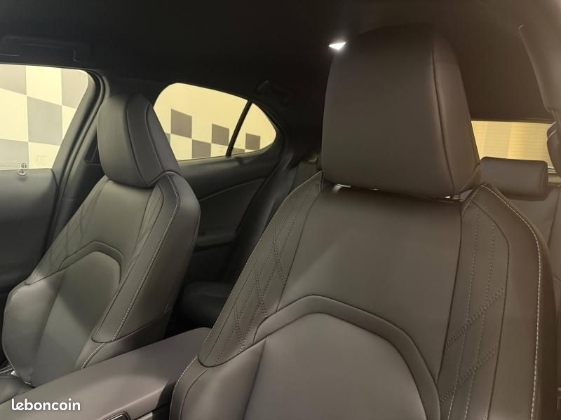 Lexus UX 300h Luxe 2WD MC25 (image 5)