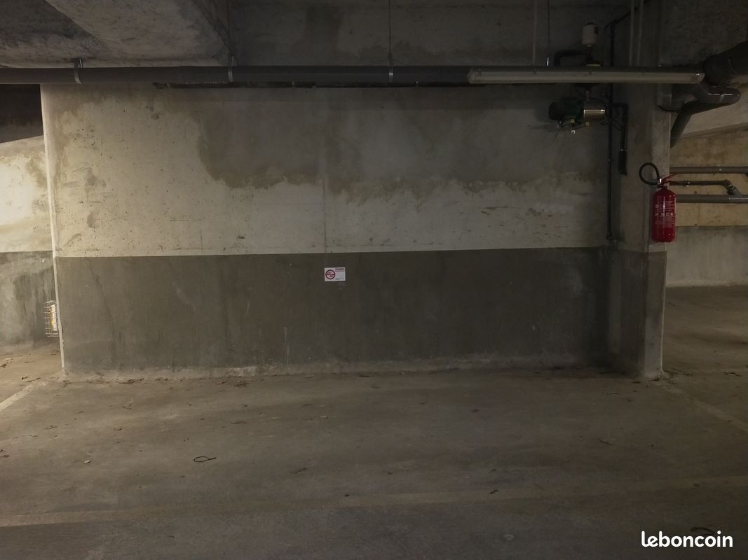 Location Parking (image 3)