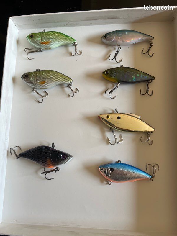 Lots, Leurres de pêche carnassiers